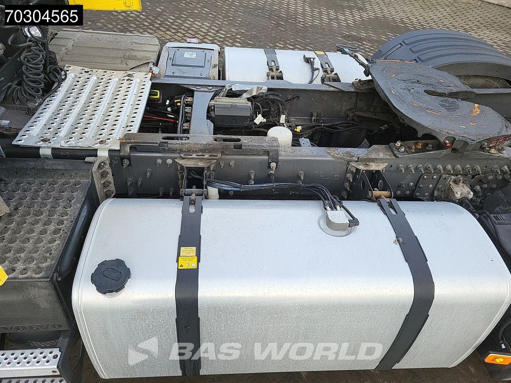 Volvo FH 420 4X2 CHASSIS BENT! 2xTanks VEB+