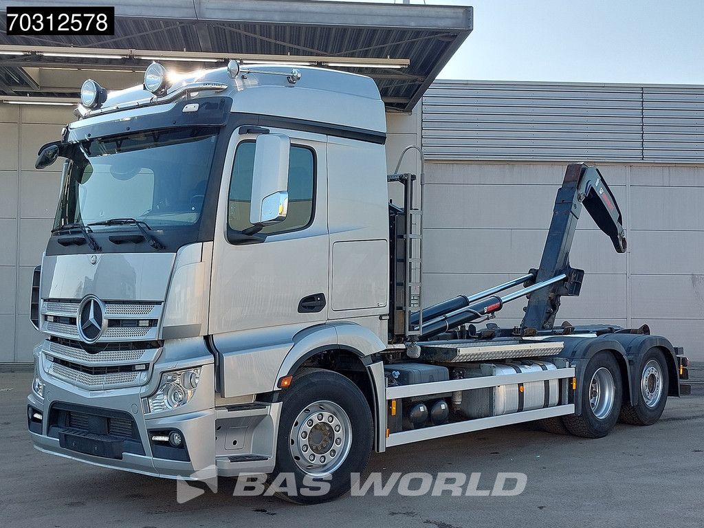 Mercedes Actros Actros 2843 6X2 96.000 Original Kms! Retarder HIAB 20t Hook Euro 6