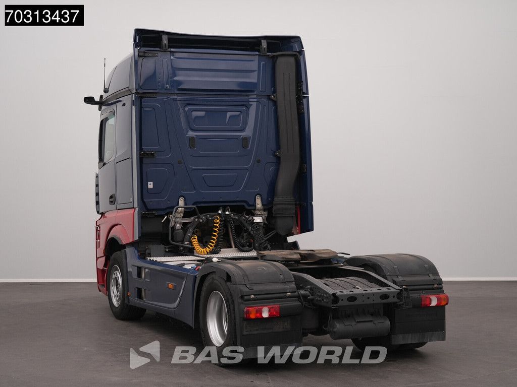 Mercedes Actros 1846 4X2 Bigspace Retarder Mirrorcam Navi