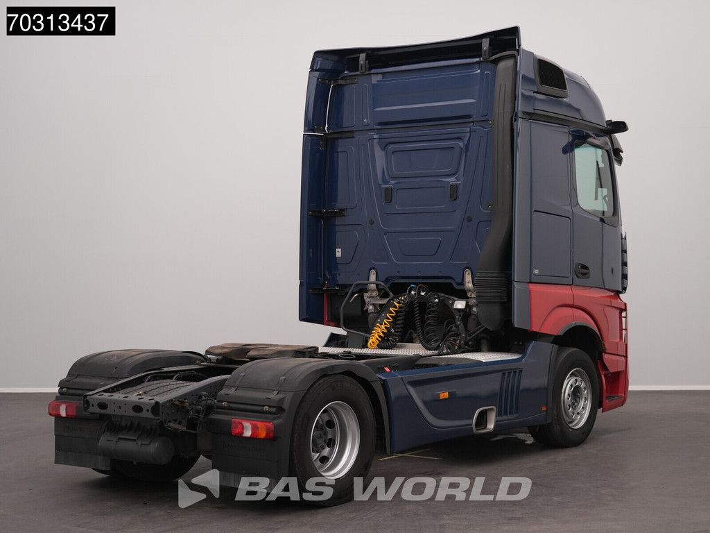 Mercedes Actros 1846 4X2 Bigspace Retarder Mirrorcam Navi