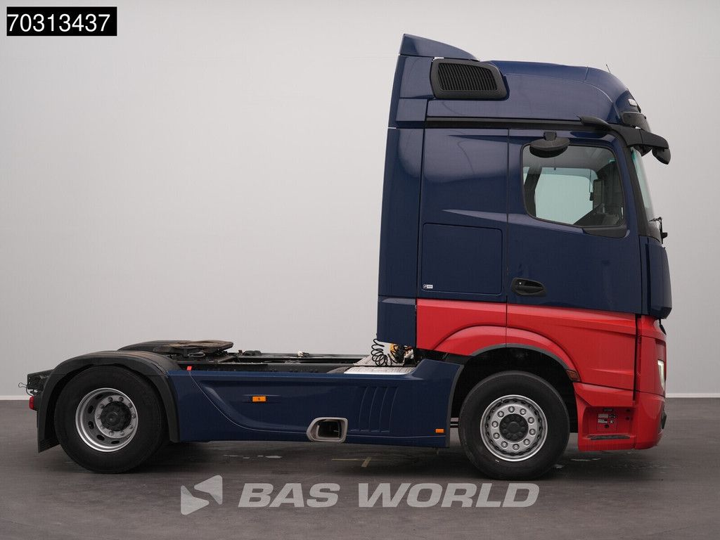 Mercedes Actros 1846 4X2 Bigspace Retarder Mirrorcam Navi
