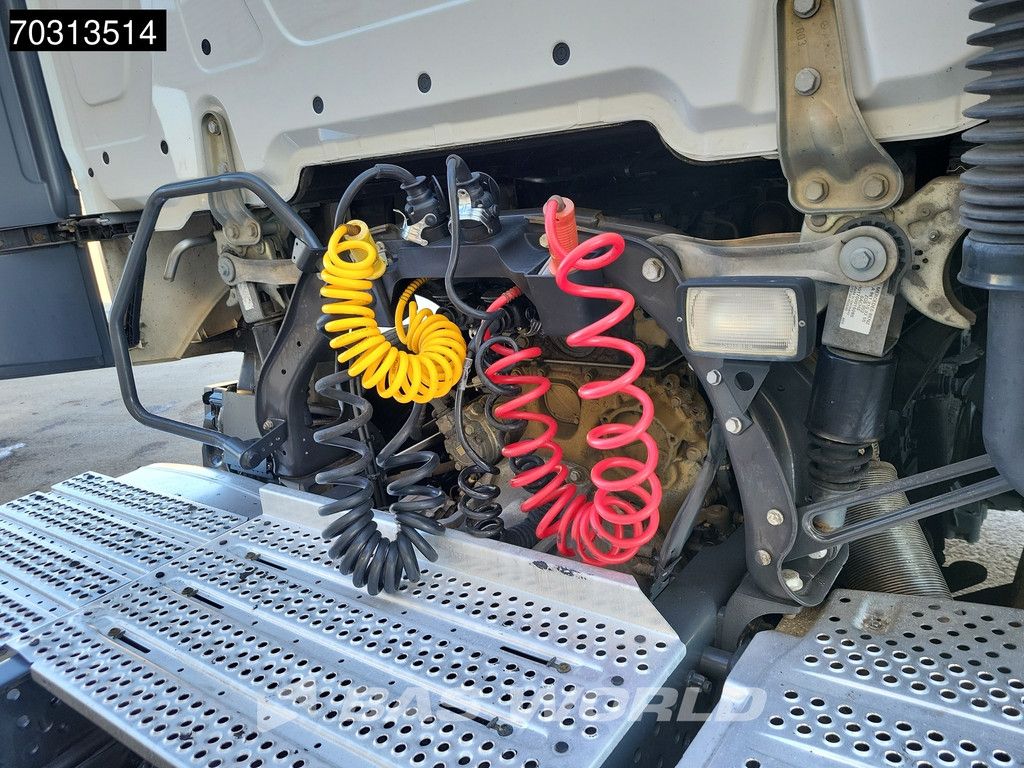 Mercedes Actros 1845 4X2 Bigspace Lowdeck Mirrorcam 2x Tank