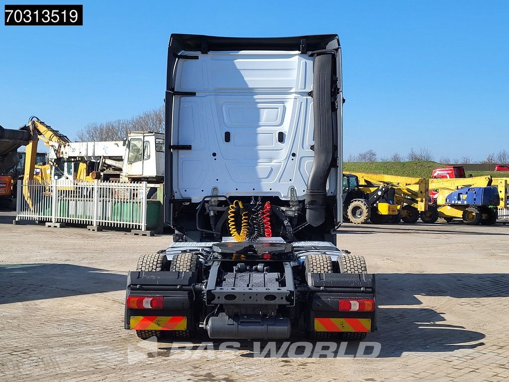 Mercedes Actros 1845 4X2 Bigspace Lowdeck Mirrorcam 2x Tank