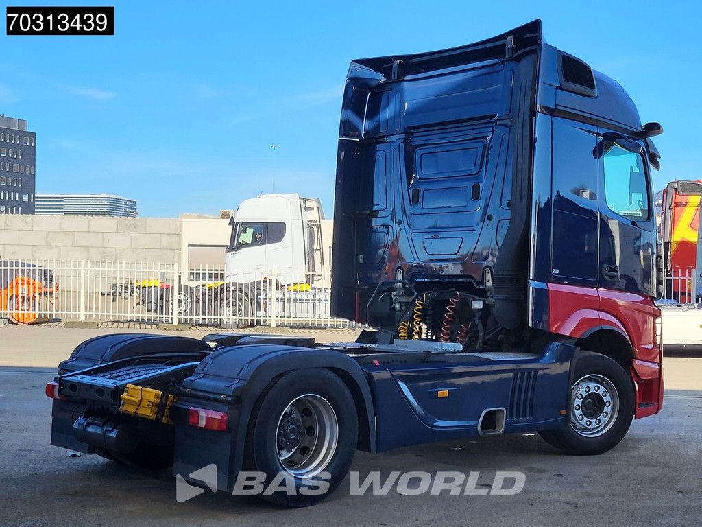 Mercedes Actros 1846 4X2 Bigspace Retarder Mirrorcam Navi