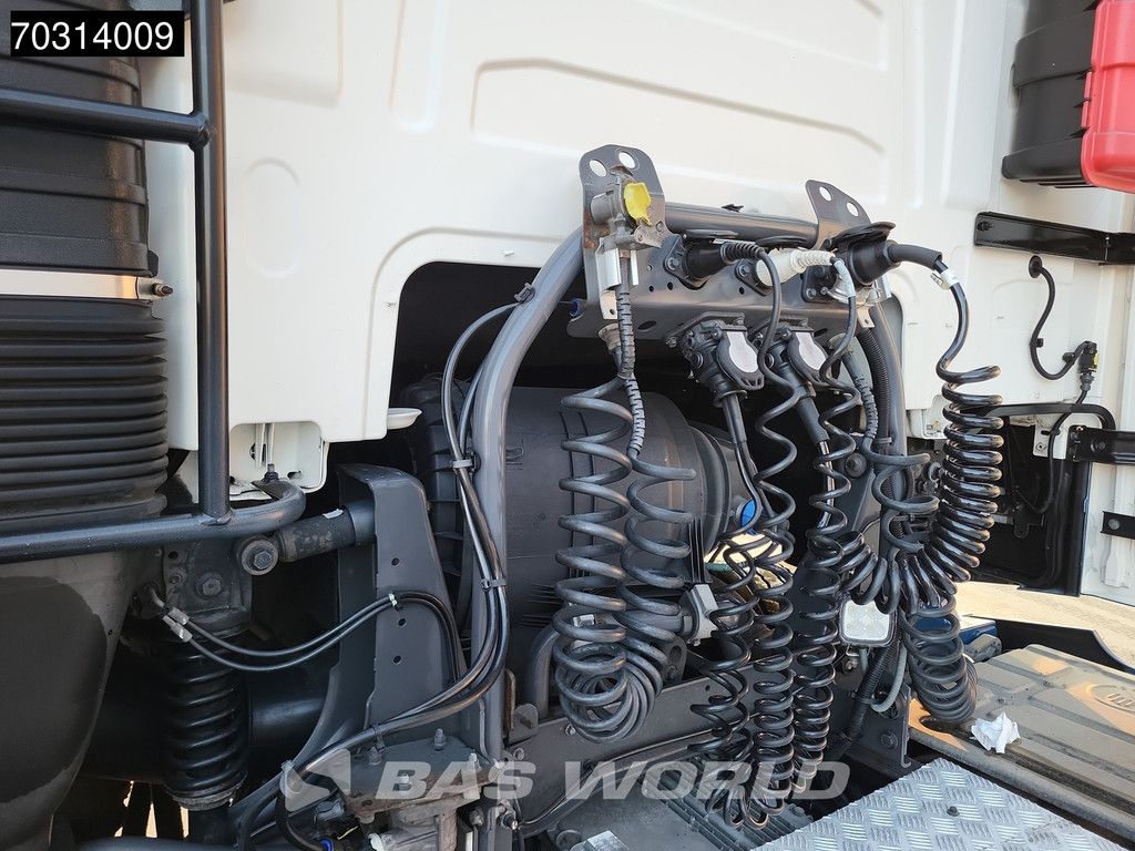 Volvo FH 420 4X2 XL I-ParkCool Leatherseats 2xTanks