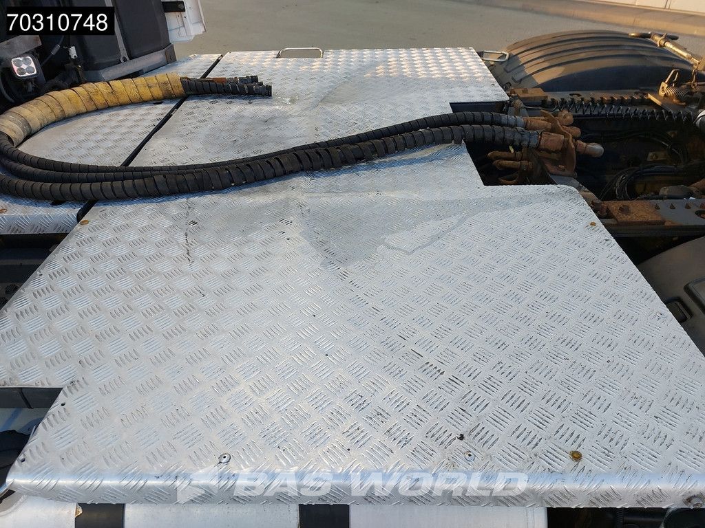 Volvo FH16 650 6X4 ADR Xenon Hydraulic