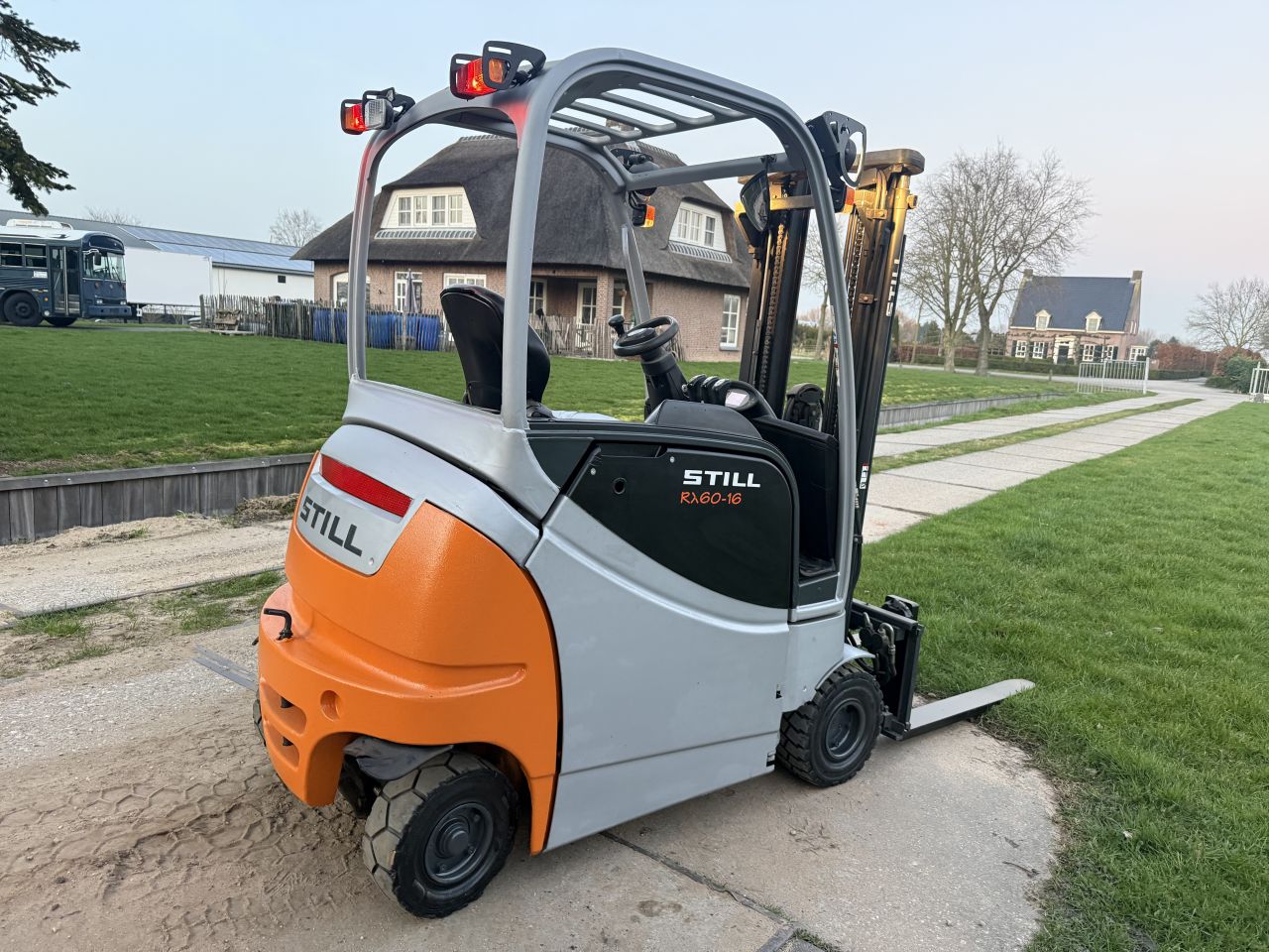 Still 1600KG elektrisch 3-delig Freelift Sideshift 4400 uur