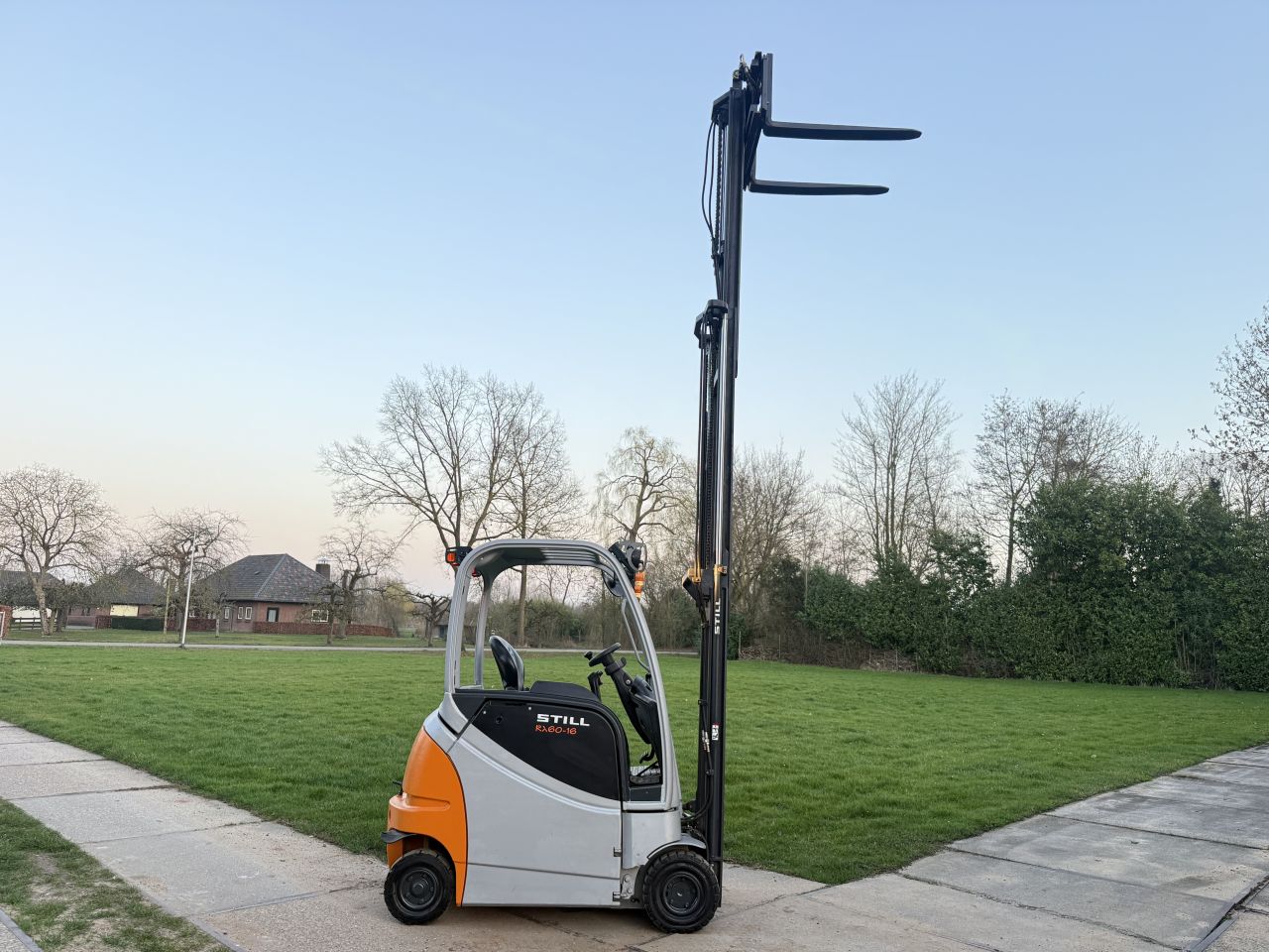 Still 1600KG elektrisch 3-delig Freelift Sideshift 4400 uur