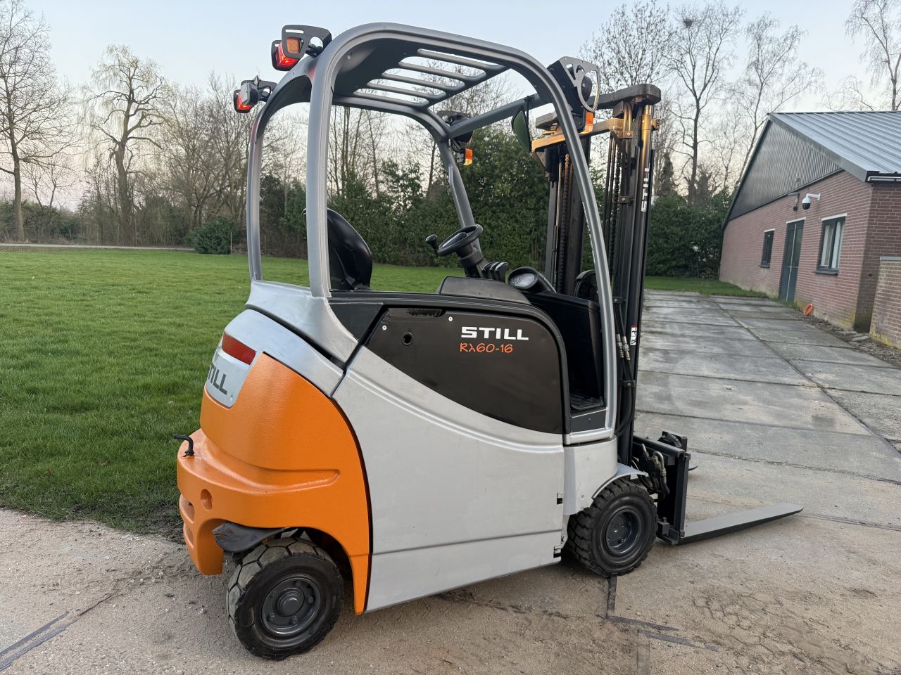 Still 1600KG elektrisch 3-delig Freelift Sideshift 4400 uur