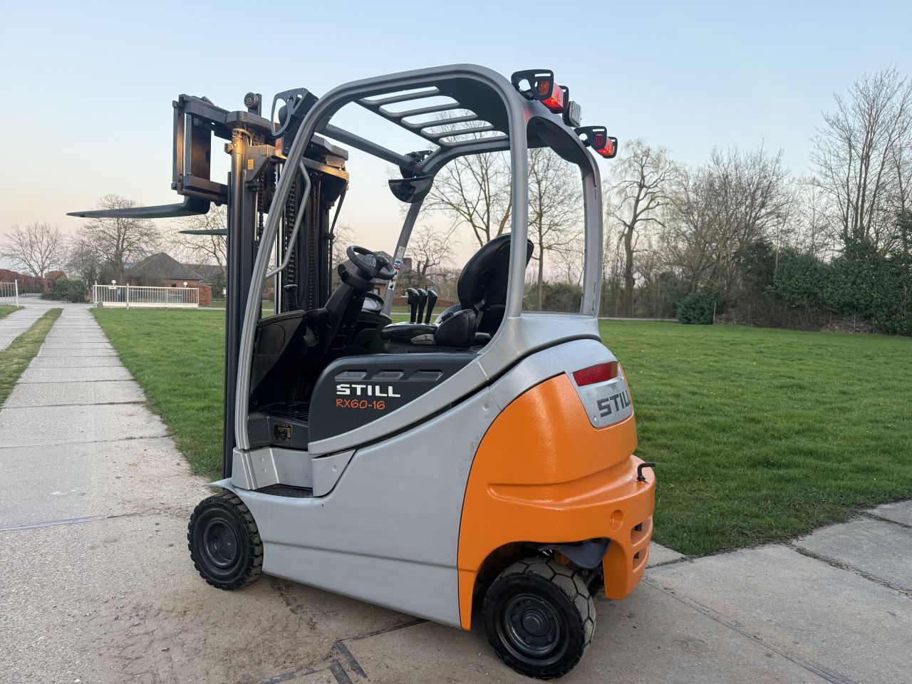 Still 1600KG elektrisch 3-delig Freelift Sideshift 4400 uur