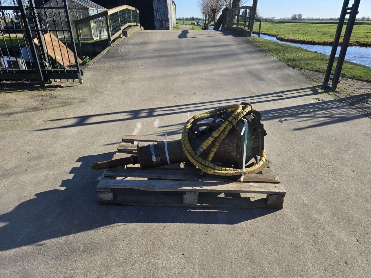 Montabert hydraulische sloophamer