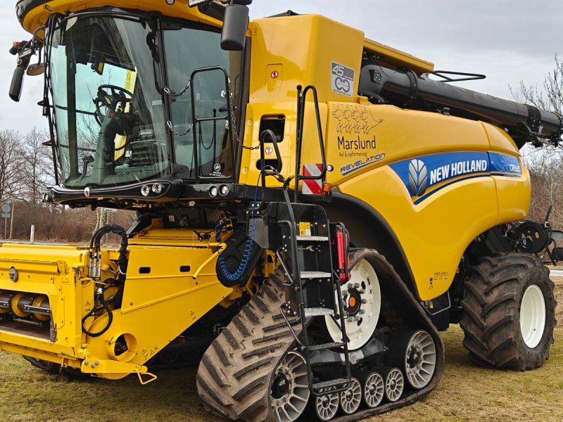 New Holland CR9.90