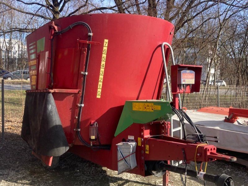 Strautmann VM 900 C