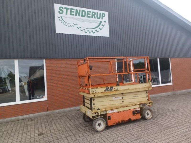 JLG LIFT