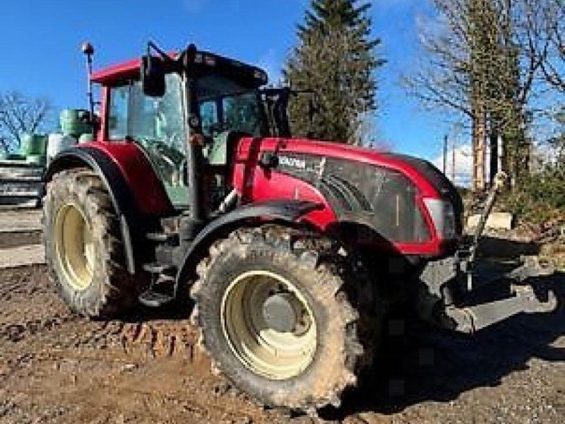 Valtra t163v