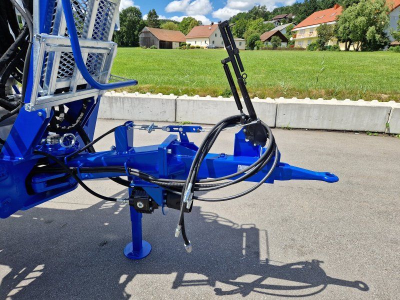 Scandic ST-8 Rückewagen 7,9m Kran 550kg Hubkraft Drehhebelsteuerung l