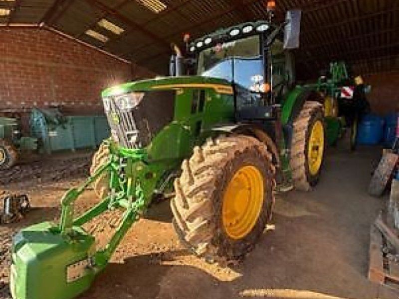 John Deere 6r195