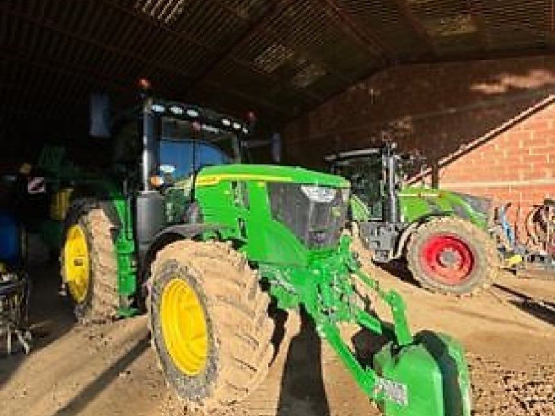 John Deere 6r195