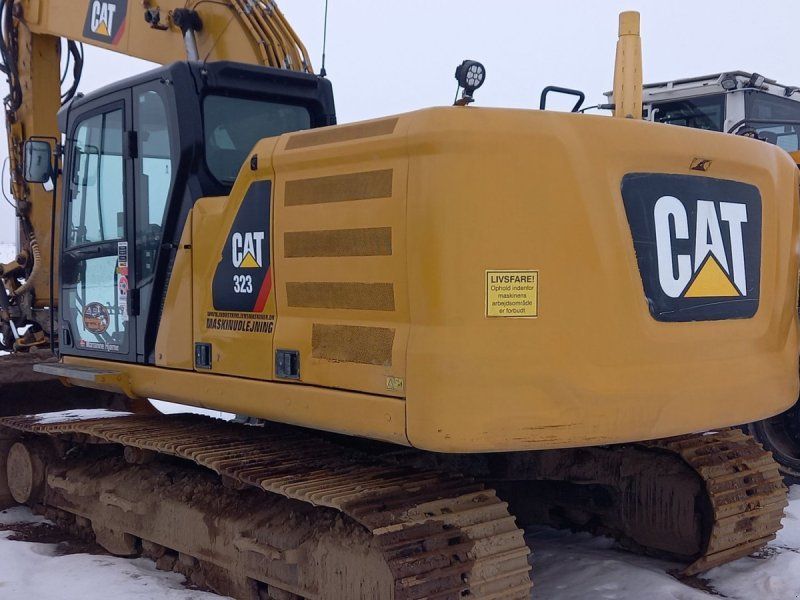 Caterpillar 323