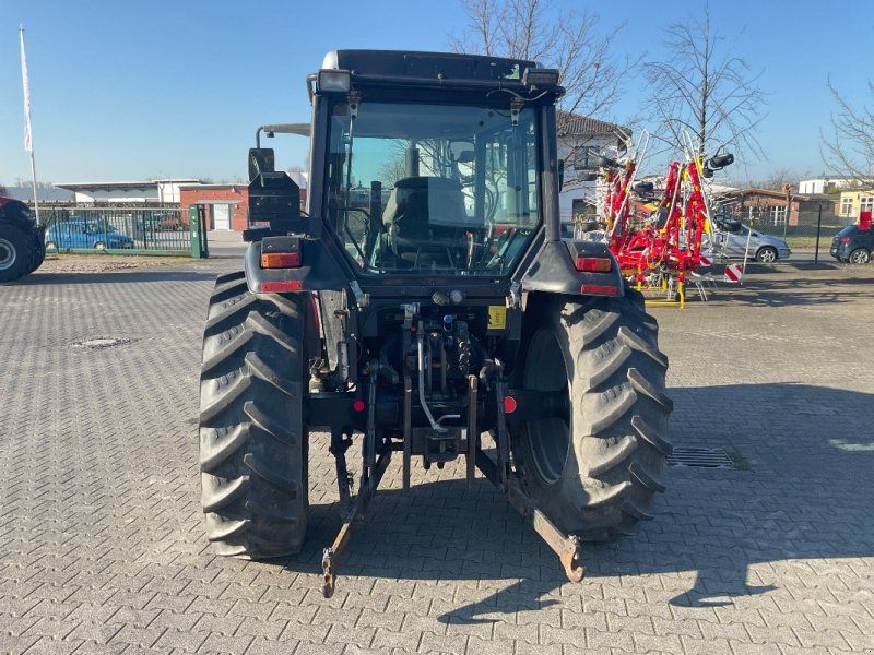 Massey Ferguson 4435