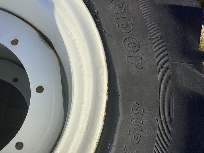 Kleber Kompletträder 14.9LR20