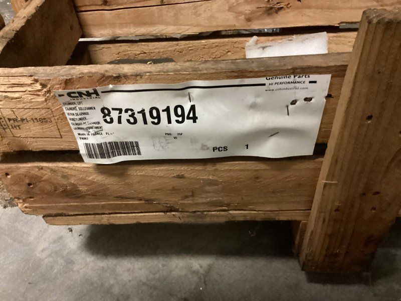 New Holland Hubzylinder W170