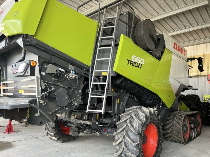 Claas TRION 660 TT 4RM +V770