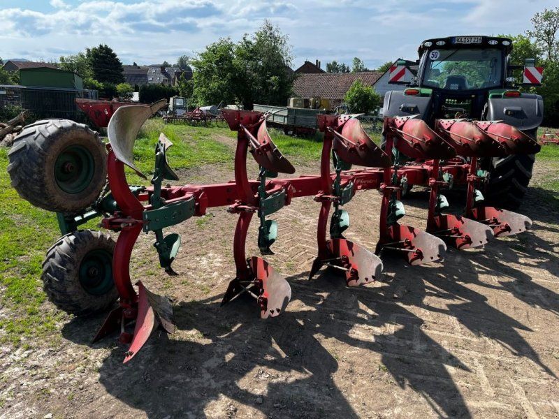 Kverneland 100-300 6-Schar