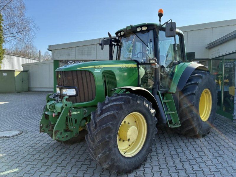 John Deere 6920S
