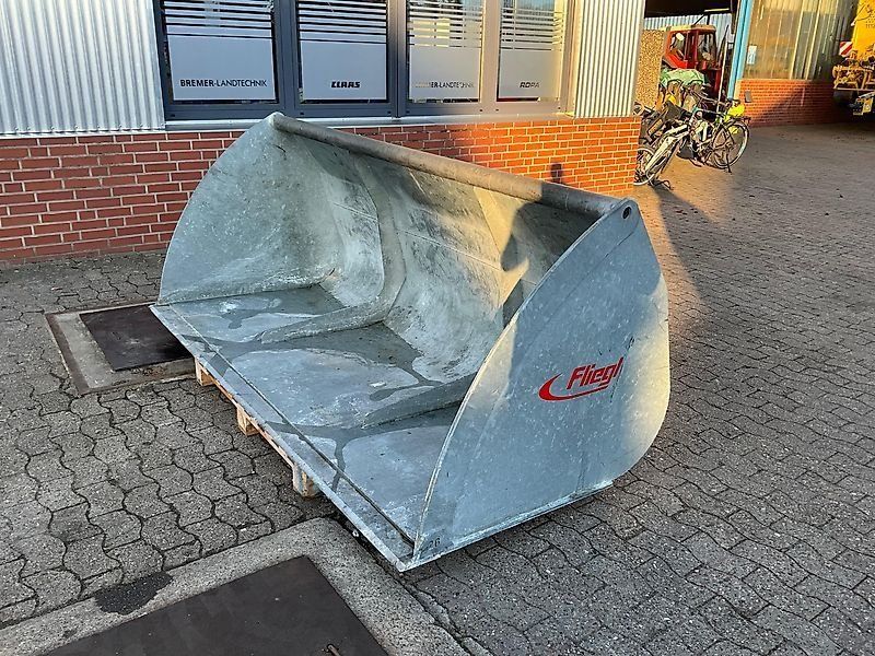 Fliegl VOLUMENSCHAUFEL 2600