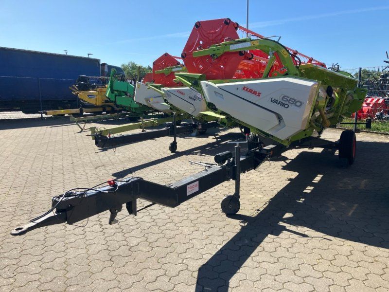 Claas Vario 680