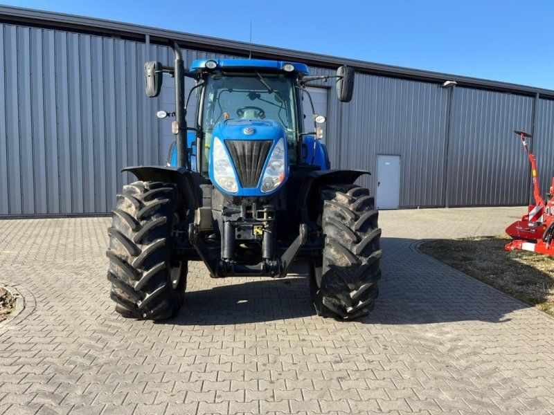 New Holland T7.220