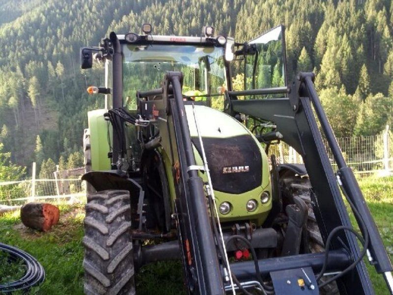 Claas Axos 320