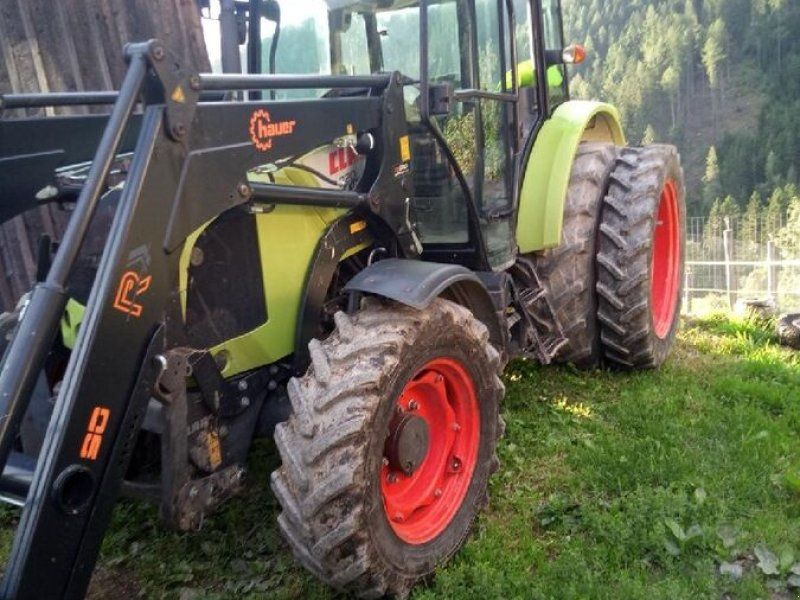 Claas Axos 320