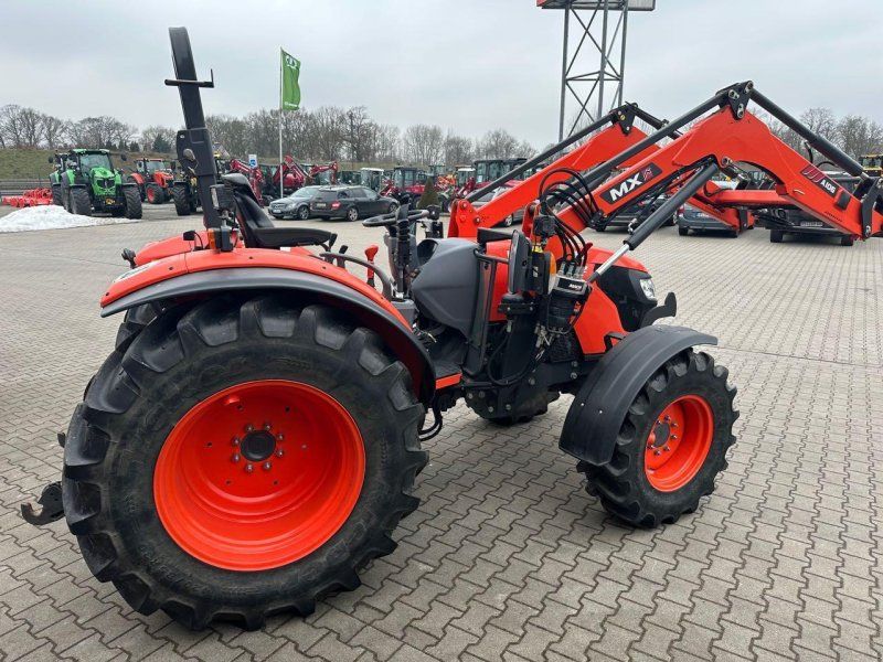 Kubota M4062