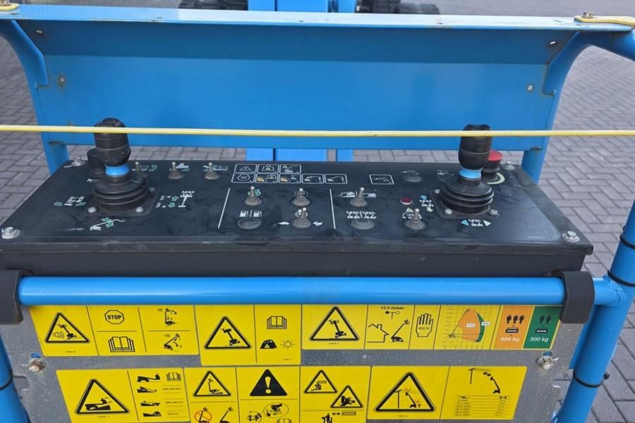 Genie S65XC Trax Diesel, 4x4 Drive Trax, 22m Working Hei