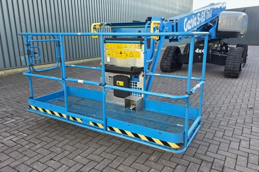 Genie S65XC Trax Diesel, 4x4 Drive Trax, 22m Working Hei