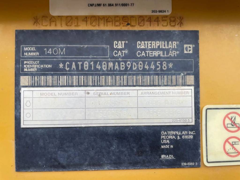 CAT 140M