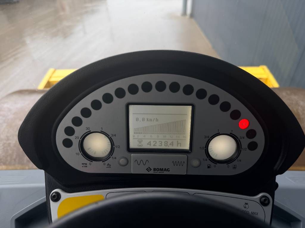 Bomag BW213D-5