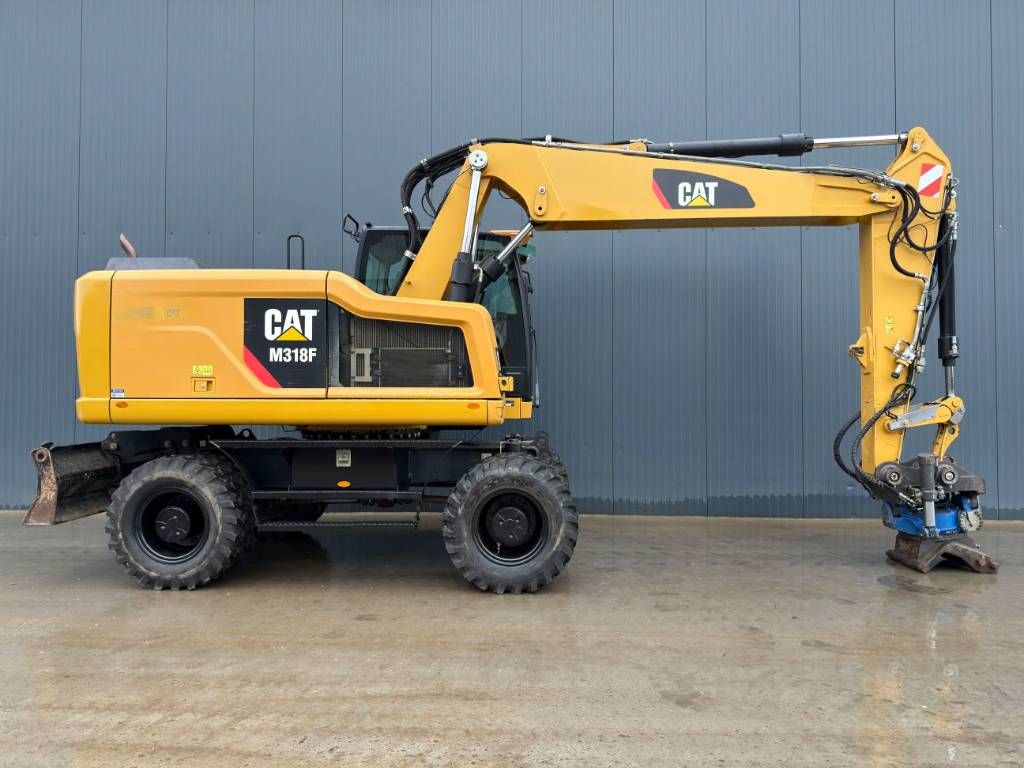 CAT M318F