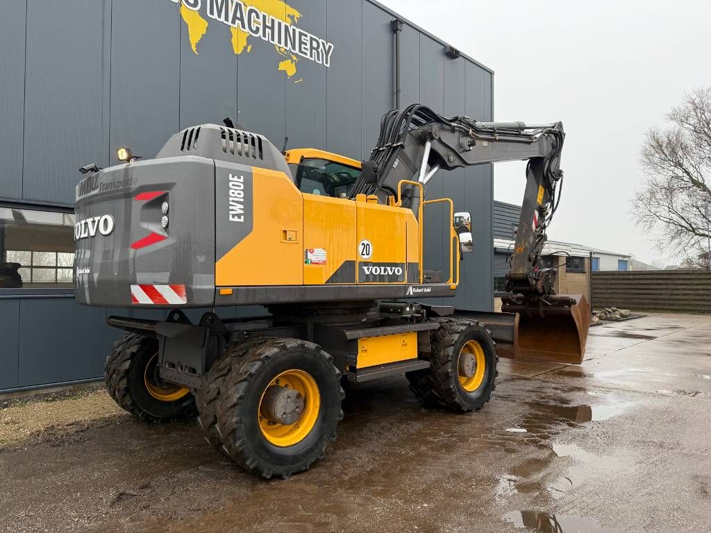 Volvo EW 180 E