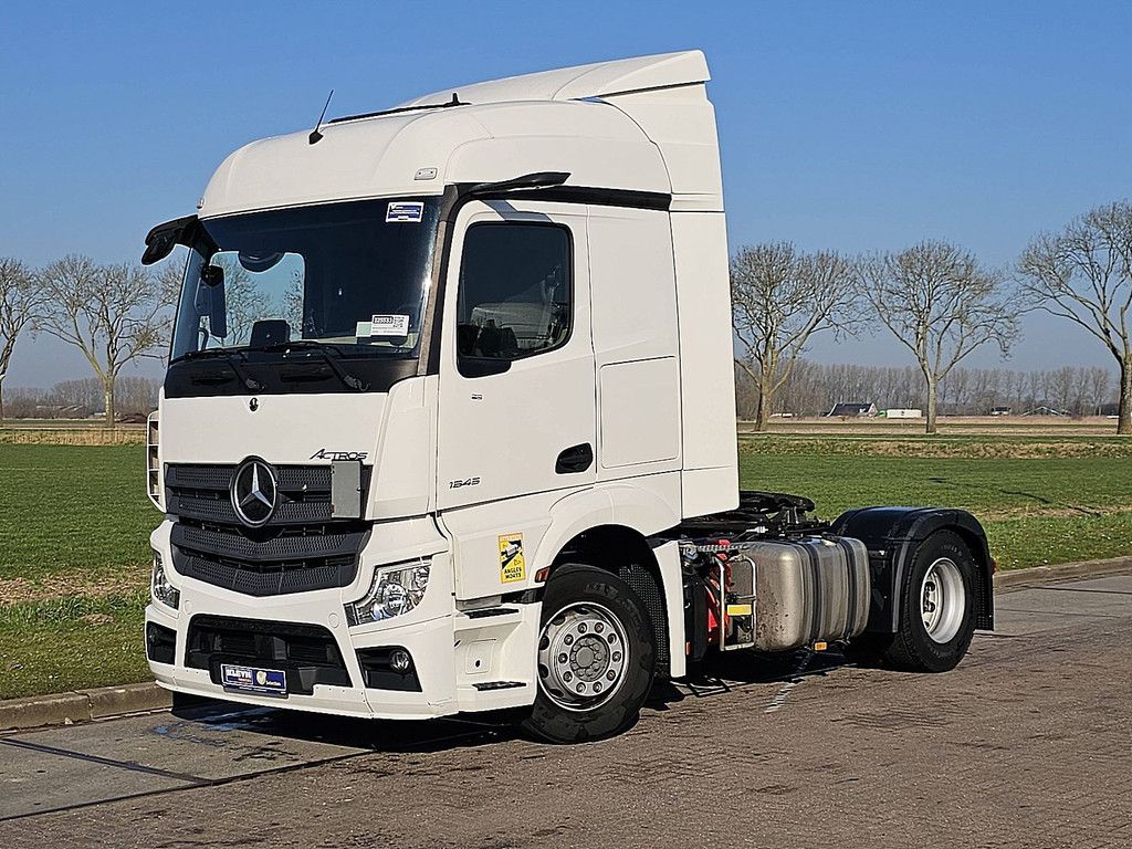 MERCEDES-BENZ ACTROS 1845 LS