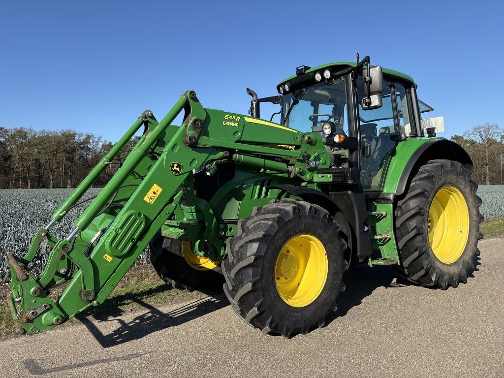 John Deere 6120M