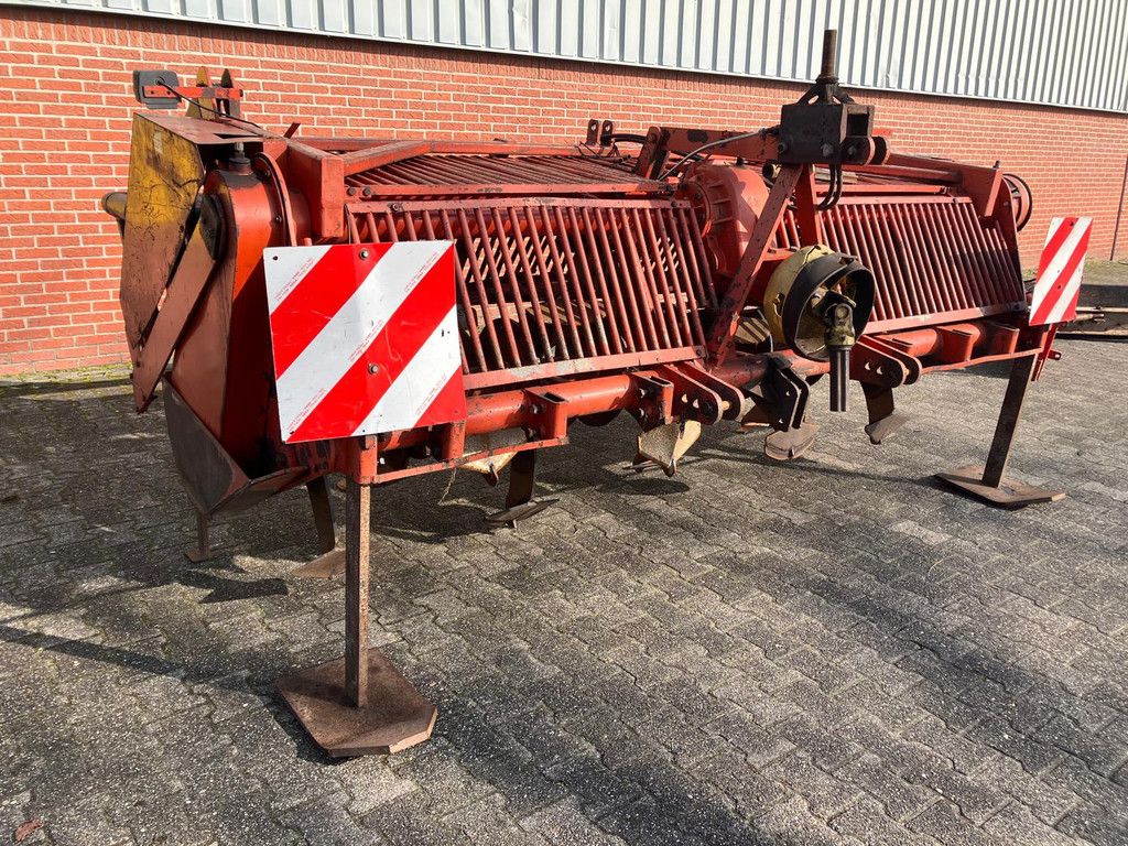 Farmax LRP310 LHDH Spitmachine