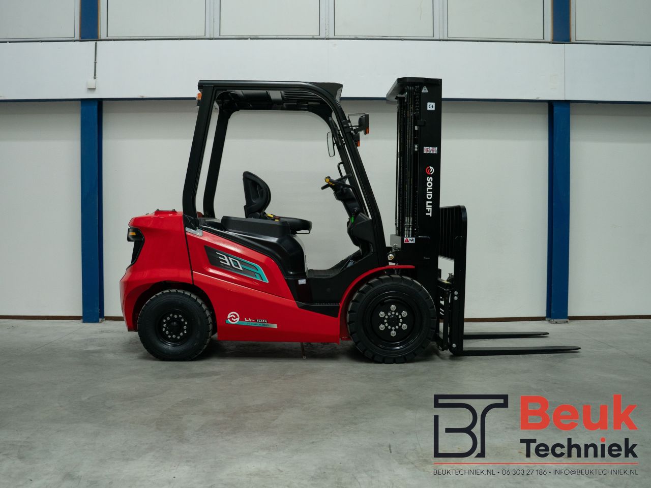 Solid Lift FL-30 elektrische heftruck 3.000 kg (3.0 ton)