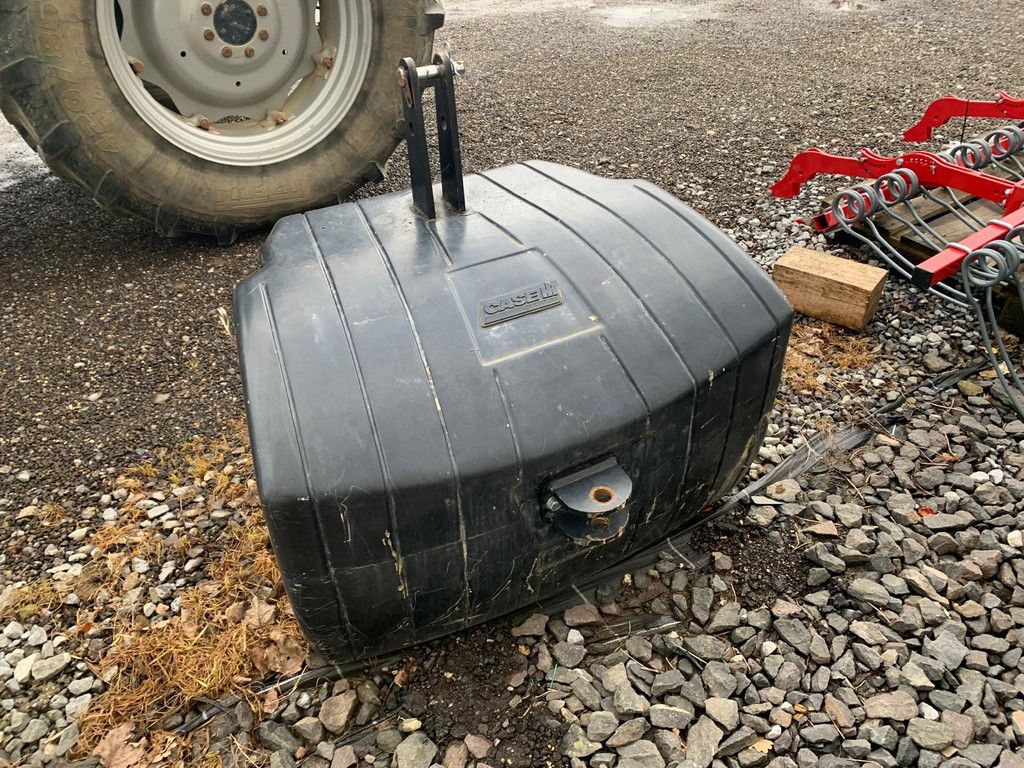 Case Frontgewicht 1100kg