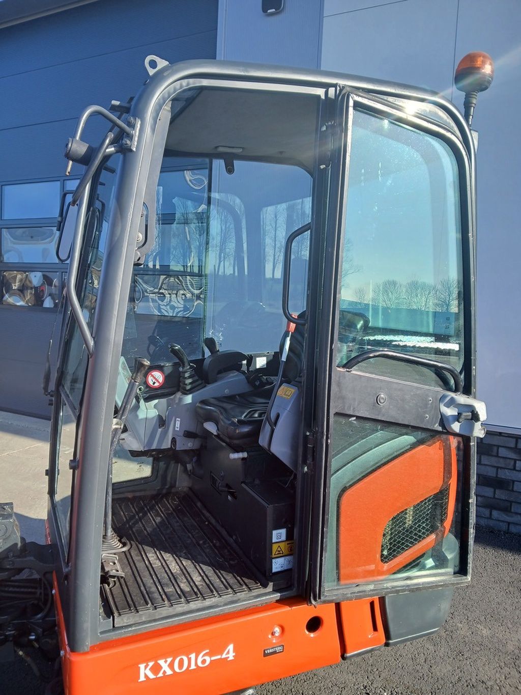 Kubota minigraver met hydro snelwissel