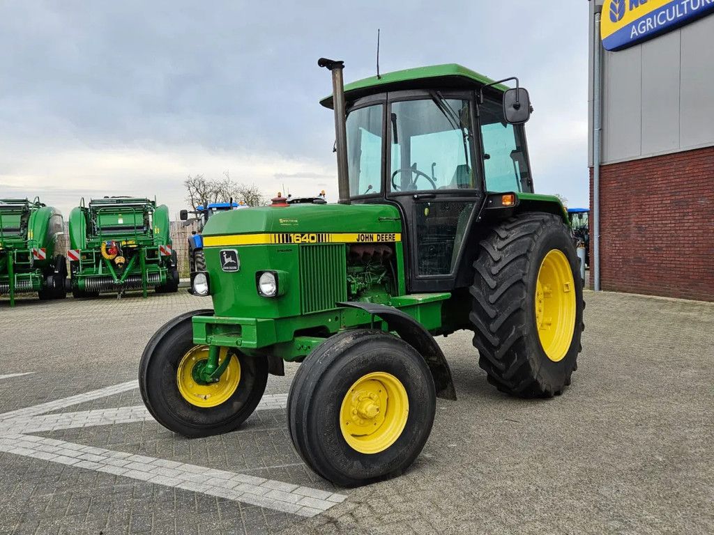 JOHN DEERE 1640 SG2 cabine