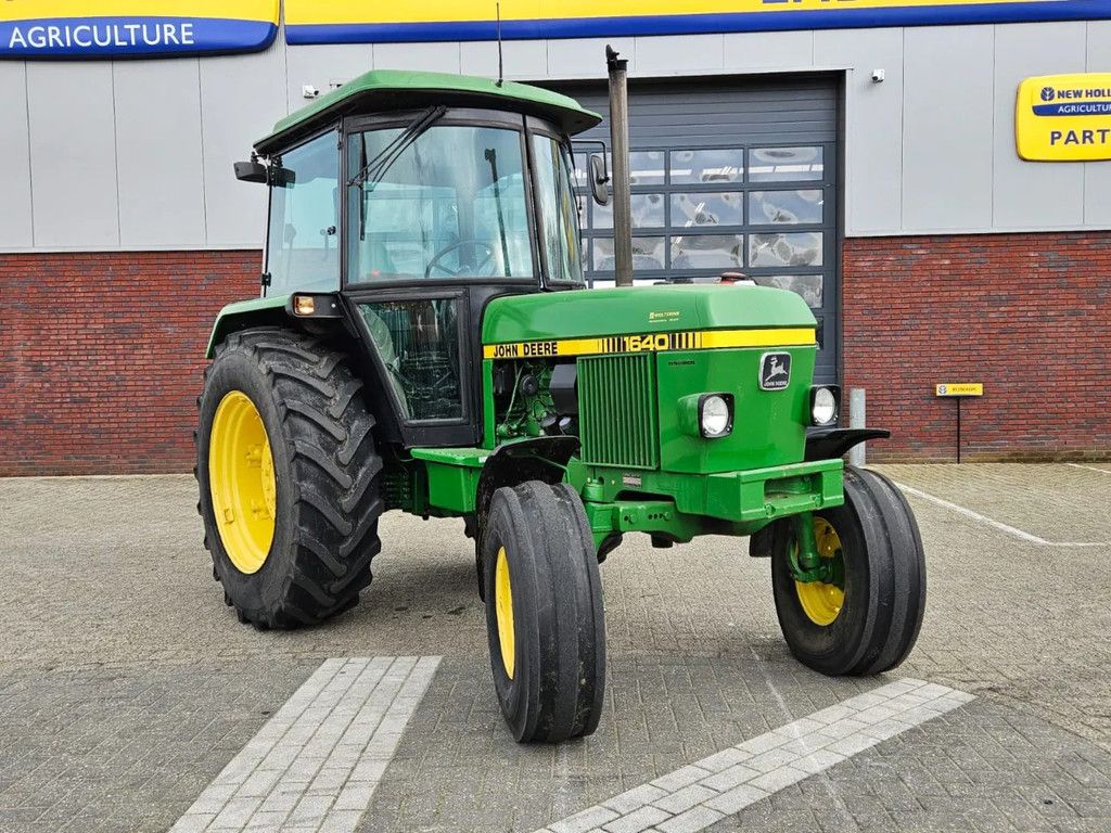 JOHN DEERE 1640 SG2 cabine
