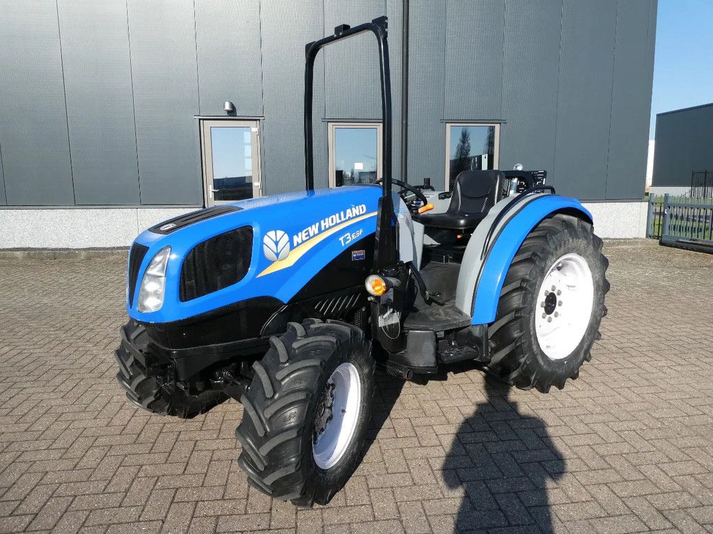 New Holland T3.65F 4wd / 03693 Draaiuren / Zeer lage urenstand